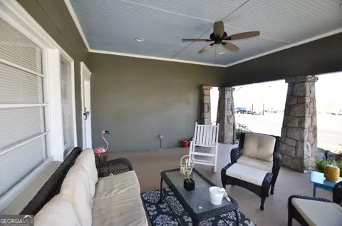 Exterior - 602 Lincoln St, Lagrange, GA 30240 photo 6 of 9