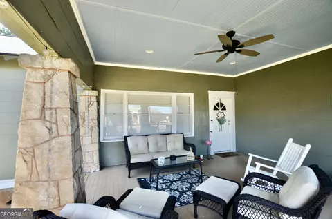 Exterior - 602 Lincoln St, Lagrange, GA 30240 photo 5 of 9