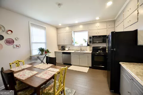Kitchen - 602 Lincoln St, Lagrange, GA 30240 photo 2 of 3