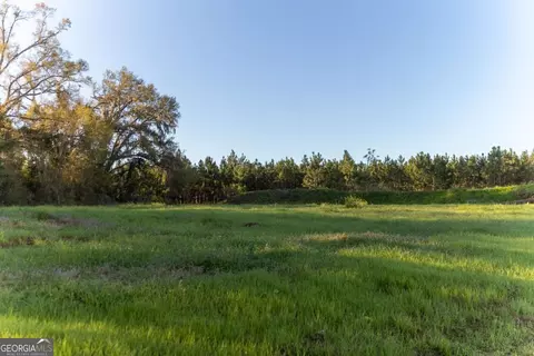 5667 Railroad Ave, Valdosta, GA 31601