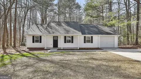 95 Covey Trl, Newnan, GA 30265