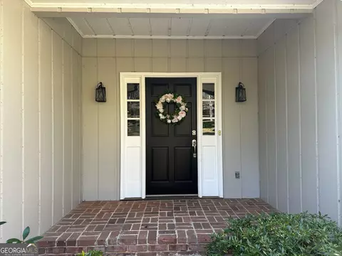 Exterior - 1071 Cameron Mill Rd, Lagrange, GA 30240 photo 2 of 8