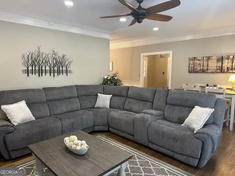 Living - 1071 Cameron Mill Rd, Lagrange, GA 30240 photo 1 of 1
