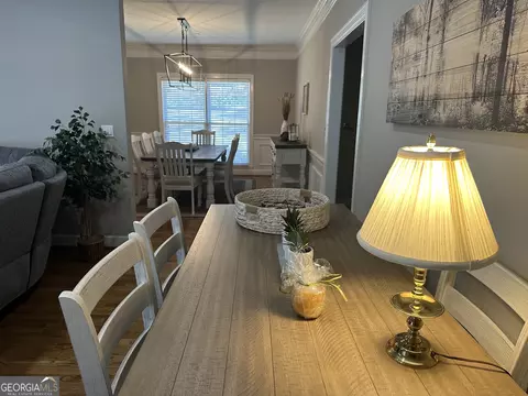 Dining - 1071 Cameron Mill Rd, Lagrange, GA 30240 photo 2 of 3