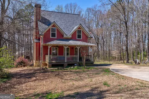 378 Live Oak Ln, Comer, GA 30629 photo 3