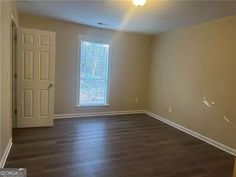 5860 Elm Tree Dr, Buford, GA 30518 photo 9