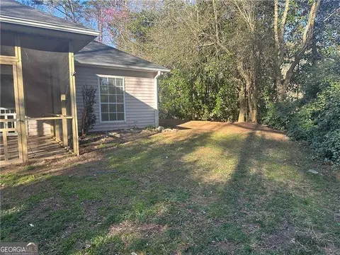 5860 Elm Tree Dr, Buford, GA 30518 photo 17