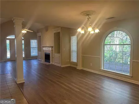 5860 Elm Tree Dr, Buford, GA 30518 photo 5