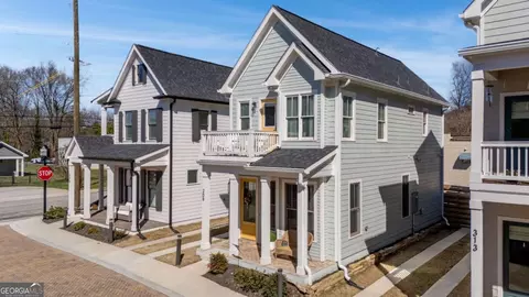 309 Clarendon Ct, Gainesville, GA 30501