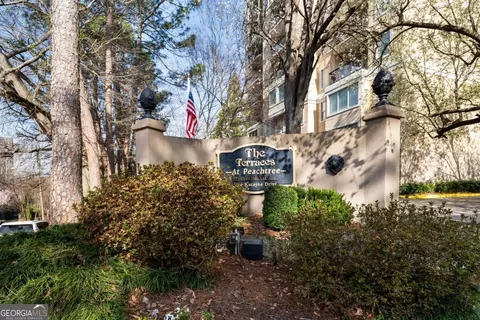 1 Biscayne Dr NW #702, Atlanta, GA 30309