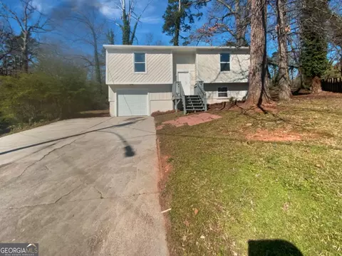 5216 Sweet Air Ln, Stone Mountain, GA 30088