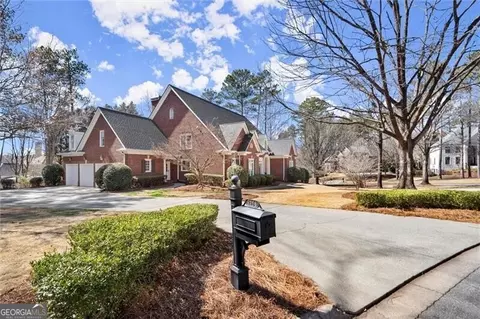 Exterior - 2758 Chieftain Run, Duluth, GA 30097 photo 15 of 16