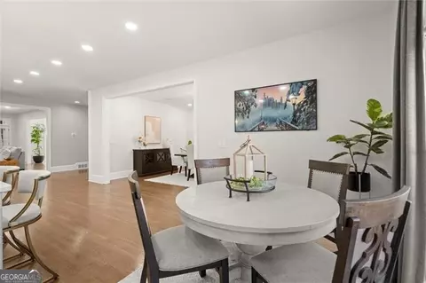 Dining - 2758 Chieftain Run, Duluth, GA 30097 photo 2 of 4