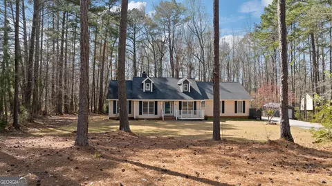 11 Creekwood Dr, Griffin, GA 30223