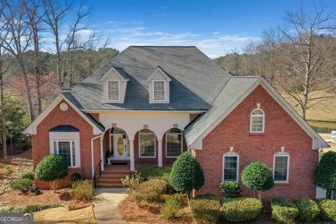820 Huiet Dr, Mcdonough, GA 30252