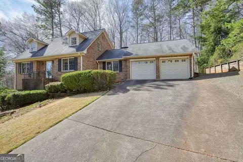 4149 Lynette Ct NE, Kennesaw, GA 30144