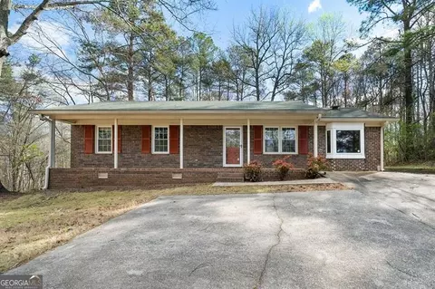 1025 Pace Rd, Hiram, GA 30141
