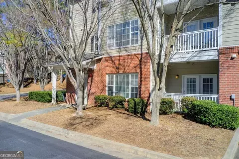 6020 Woodland Ln, Alpharetta, GA 30009