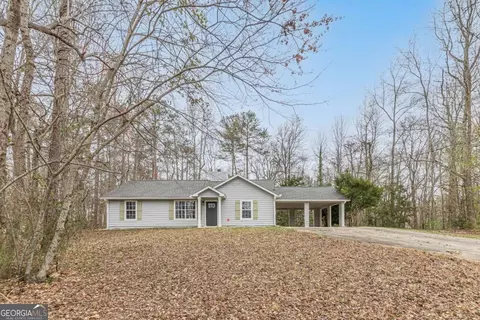 5001 Oakdale Dr, Douglasville, GA 30135