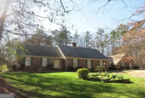 7 N Pheasant Run SE, Rome, GA 30161