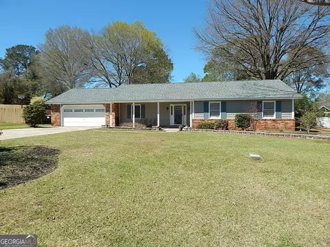 103 Ridge Cir N, Perry, GA 31069