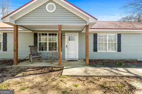 293 Summer Dr, Gay, GA 30218