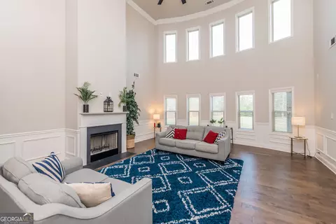 Living - 407 Mcintosh Way, Macon, GA 31216 photo 1 of 8