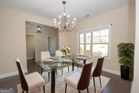 Dining - 39 Chatham Ct, Williamson, GA 30292 photo 1 of 1