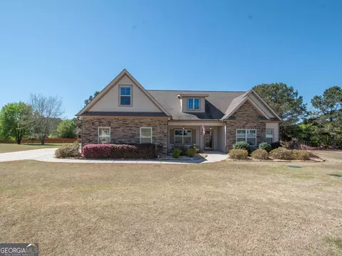 Exterior - 39 Chatham Ct, Williamson, GA 30292 photo 2 of 9
