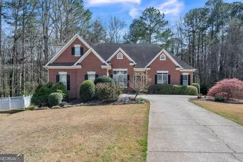 1490 Highland Lake Dr, Lawrenceville, GA 30045