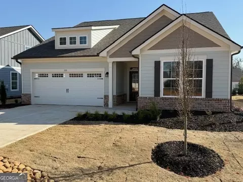 1521 Lake Dr, Greensboro, GA 30642