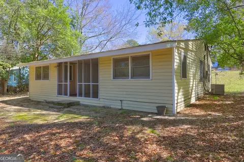 Exterior - 3831 Frances Dr, Macon, GA 31206 photo 2 of 4