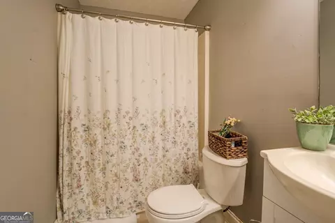 Bath - 178 Norman Rd, Covington, GA 30014 photo 3 of 3