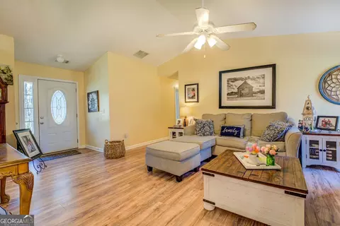 Entry Way - 178 Norman Rd, Covington, GA 30014 photo 2 of 4