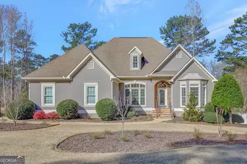 97 Preswick Park Dr, Newnan, GA 30265