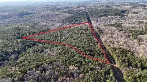 16 Cedar Creek Rd, Elberton, GA 30635