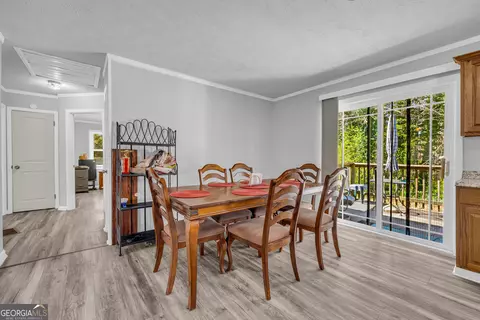Dining - 158 Poplar St, Toccoa, GA 30577 photo 2 of 3