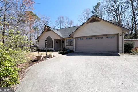 177 Grandview Ln, Clayton, GA 30525