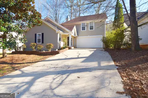 626 N Fairfield Dr, Peachtree City, GA 30269