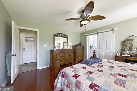 Bedroom - 1429 Joyner Rd, Cairo, GA 39828 photo 6 of 7