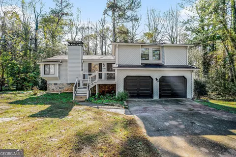 3485 Sheree Trl, Stone Mountain, GA 30087