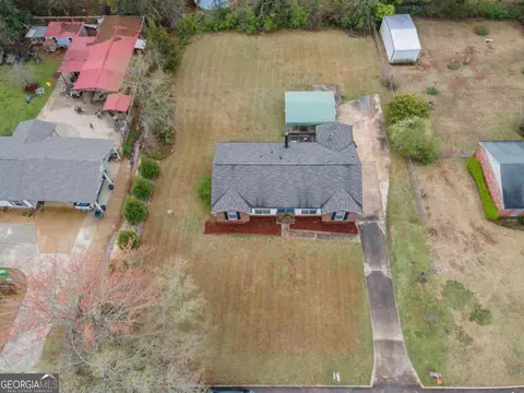 View/Area - 214 Cosby Dr, Lagrange, GA 30241 photo 1 of 2