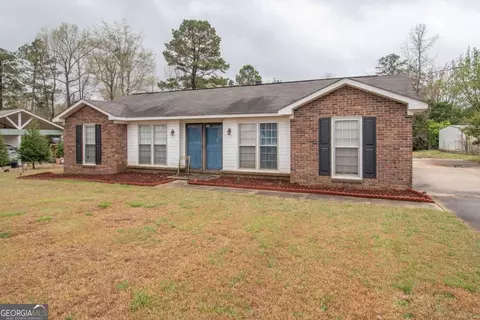 Exterior - 214 Cosby Dr, Lagrange, GA 30241 photo 3 of 8