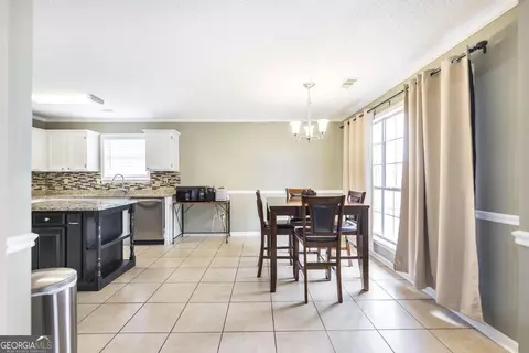 208 Blake Ter, Warner Robins, GA 31088 photo 6