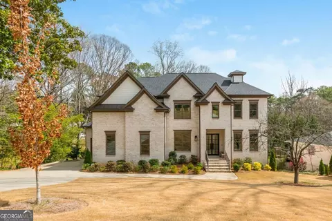 5915 Brookgreen Rd, Atlanta, GA 30328