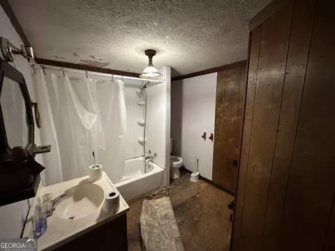 Bath - 45 Poplar St, Porterdale, GA 30014 photo 1 of 1