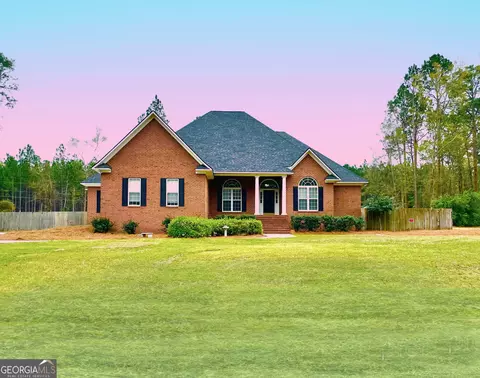 225 Wellington Cir, Statesboro, GA 30458