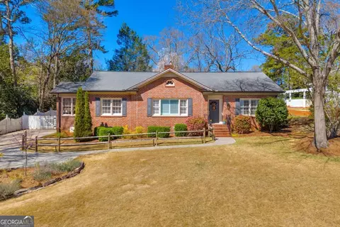 815 Cherokee Rd, Gainesville, GA 30501
