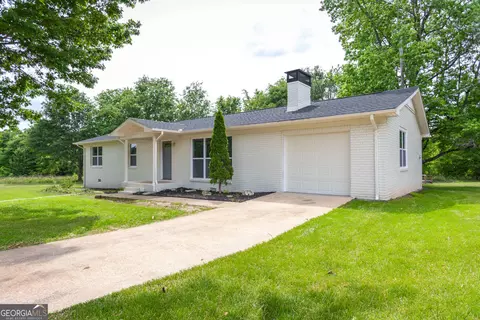 Exterior - 1073 We King Rd, Commerce, GA 30530 photo 2 of 17