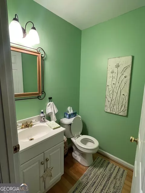 Bath - 103 Chinaberry Ln, Lagrange, GA 30240 photo 1 of 6